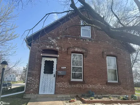 1329 Cedar Street Keokuk IA 52632