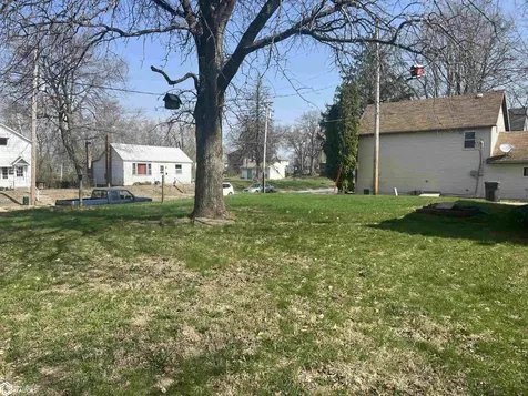 1329 Cedar Street Keokuk IA 52632