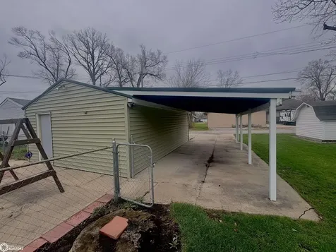 914 S Sheridan Avenue Ottumwa IA 52501