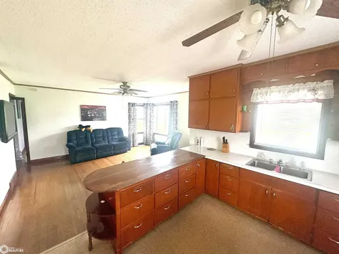 914 S Sheridan Avenue Ottumwa IA 52501
