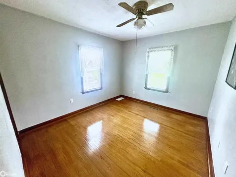 914 S Sheridan Avenue Ottumwa IA 52501