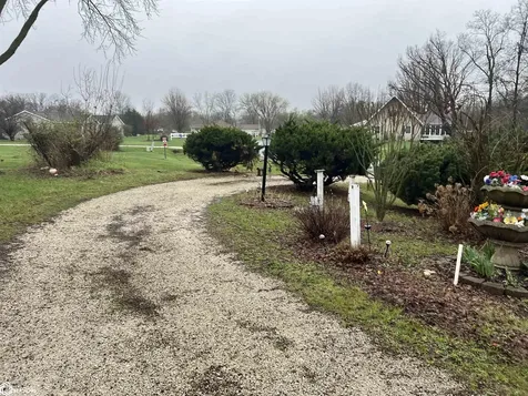 3704 Whispering Lane Keokuk IA 52632