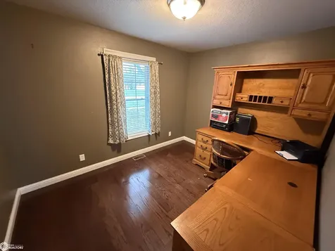 338 Gratton Street Burlington IA 52601