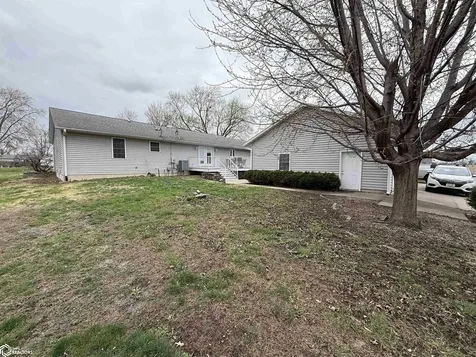 338 Gratton Street Burlington IA 52601