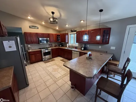 338 Gratton Street Burlington IA 52601