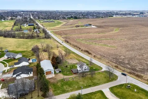 1549 S Iowa Avenue Washington IA 52353