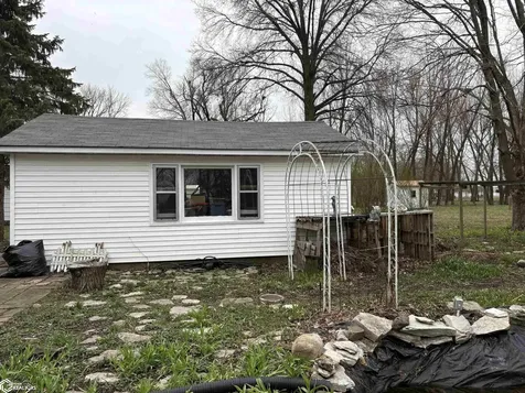 910 N 10th Street Fairfield IA 52556