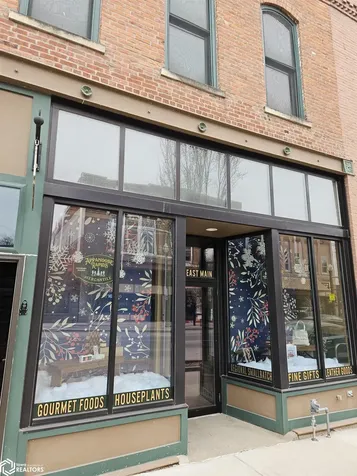 328 E Main Street Ottumwa IA 52501
