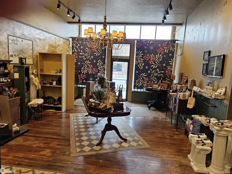 328 E Main Street Ottumwa IA 52501