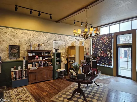 328 E Main Street Ottumwa IA 52501