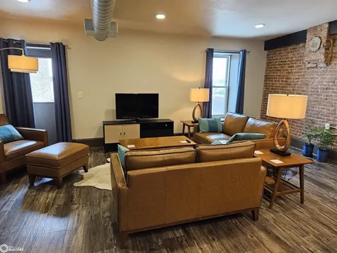 328 E Main Street Ottumwa IA 52501