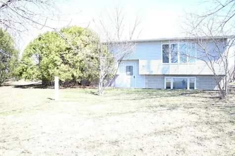 10551 Dysart Road Waterloo IA 50701