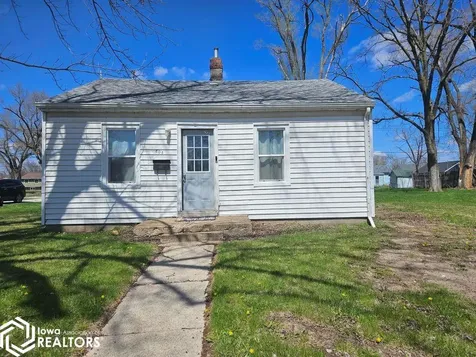 805 E Mary Street Ottumwa IA 52501
