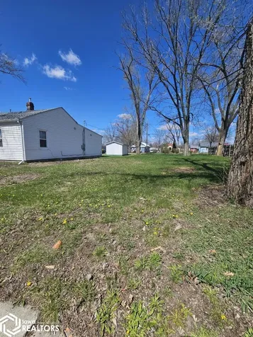 805 E Mary Street Ottumwa IA 52501
