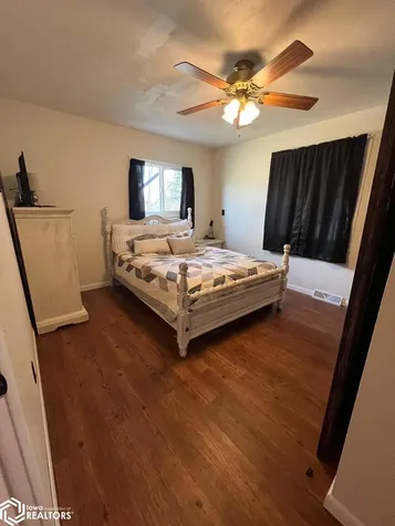812 Pearson Drive Keosauqua IA 52565