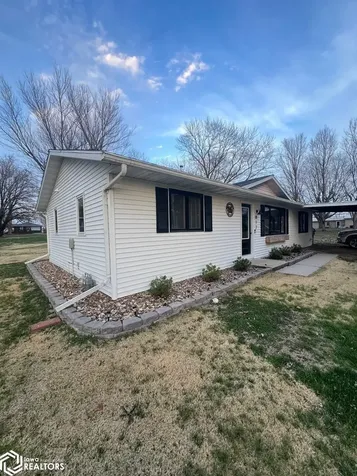 812 Pearson Drive Keosauqua IA 52565