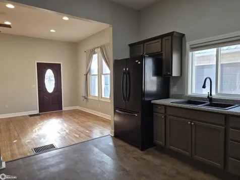 439 N 1st Street Oskaloosa IA 52577