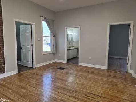 439 N 1st Street Oskaloosa IA 52577