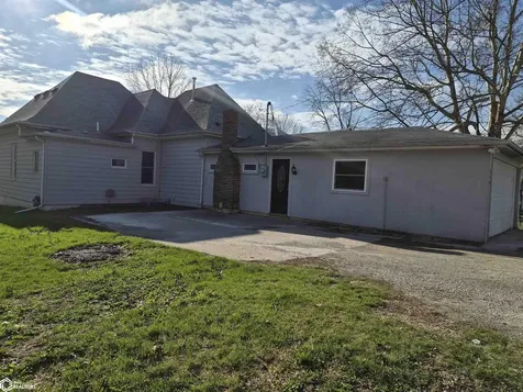 439 N 1st Street Oskaloosa IA 52577