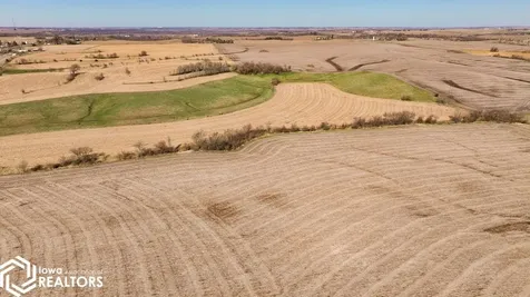 5668 Hwy F48 West Newton IA 50208
