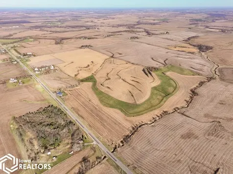5668 Hwy F48 West Newton IA 50208