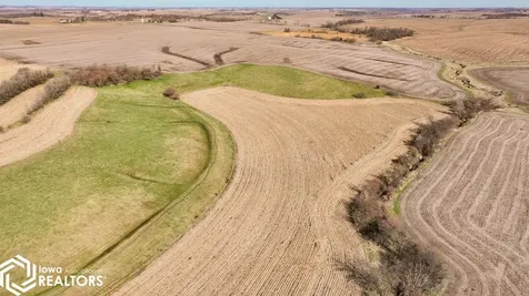 5668 Hwy F48 West Newton IA 50208
