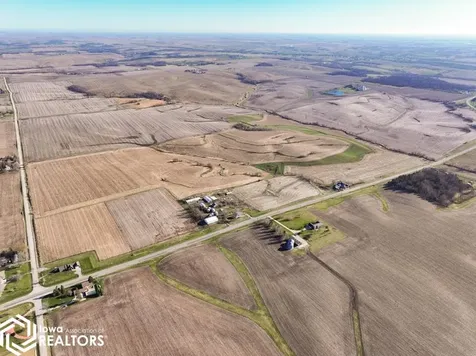 5668 Hwy F48 West Newton IA 50208
