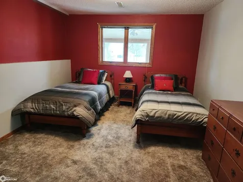 821 S Harlan Algona IA 50511