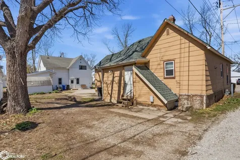 210 E Vine Street Ottumwa IA 52501