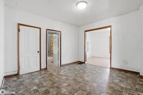 210 E Vine Street Ottumwa IA 52501