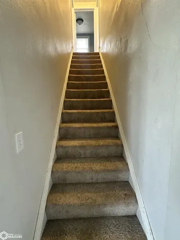 227 Moorhead Iowa Falls IA 50126