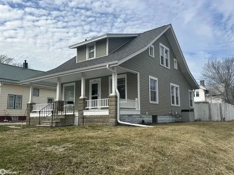 227 Moorhead Iowa Falls IA 50126