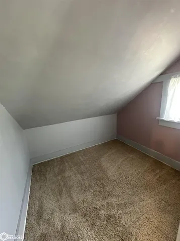 227 Moorhead Iowa Falls IA 50126