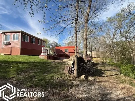 1410 E Ridge Drive Brooklyn IA 52211