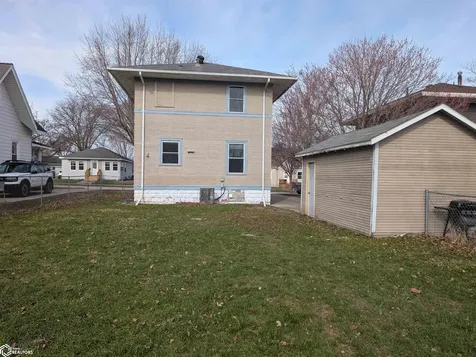 7 S Louisiana Avenue Mason City IA 50401