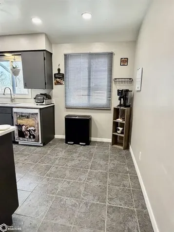 1409 J Avenue E Oskaloosa IA 52577