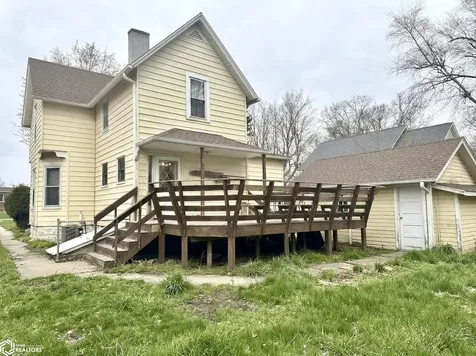1132 Elm Street Grinnell IA 50112