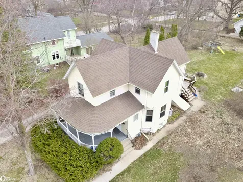 1132 Elm Street Grinnell IA 50112