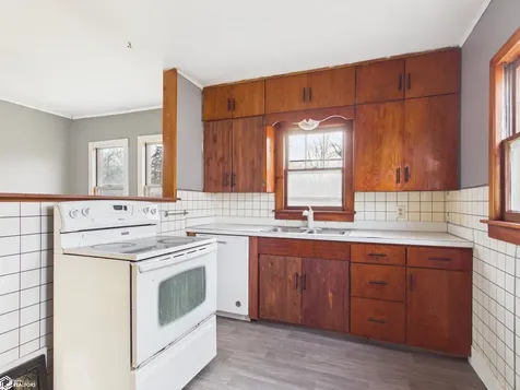 1421 Asbury Avenue Ottumwa IA 52501