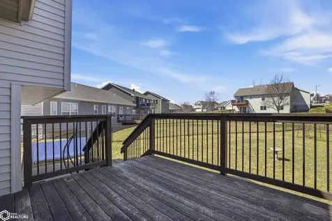 63 Colchester Drive Iowa City IA 52245