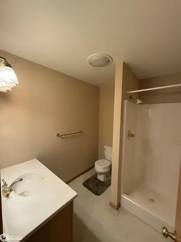 1807 Koestner Street Burlington IA 52601