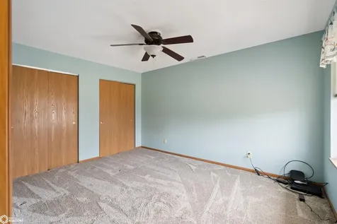503 Harrison Avenue Grinnell IA 50112