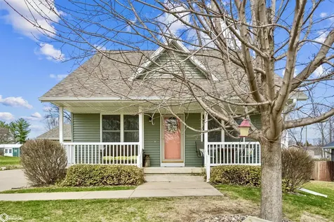 503 Harrison Avenue Grinnell IA 50112