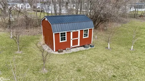 503 Harrison Avenue Grinnell IA 50112