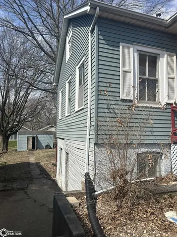 1505 Gnahn Street Burlington IA 52601