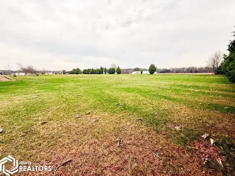 15048 Vista View Burlington IA 52601