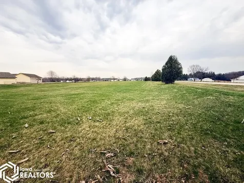15048 Vista View Burlington IA 52601