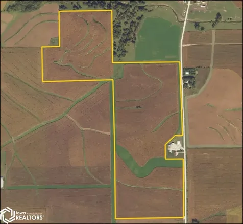 245TH Avenue Delhi IA 52223