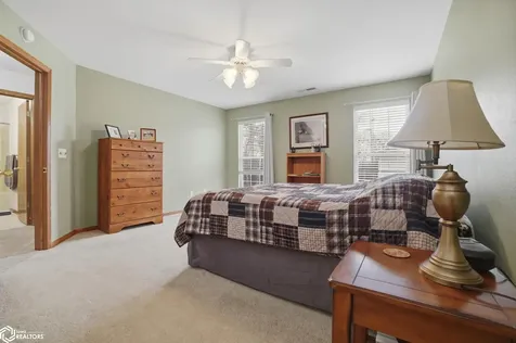 1404 Orchard Meadow Drive Burlington IA 52601