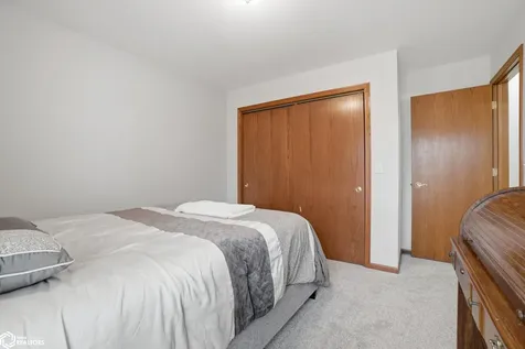 1404 Orchard Meadow Drive Burlington IA 52601